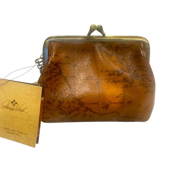 Patricia Nash Handbags - Patricia Nash Signature Map Borse Leather Coin Purse w/ Key Ring  NWT
